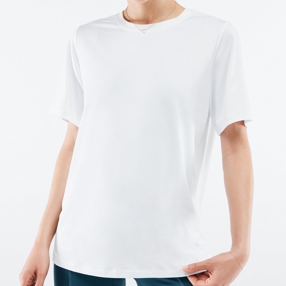 Fabletics Blake Short-Sleeve Long Tee White - Picture 1 of 2